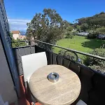 Hotel B Lodge
