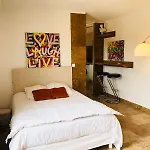 Charmant Studio