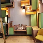 Superb Central Apartment, Air-Conditioned, Parking