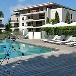 Tropezienne Deluxe Apartment
