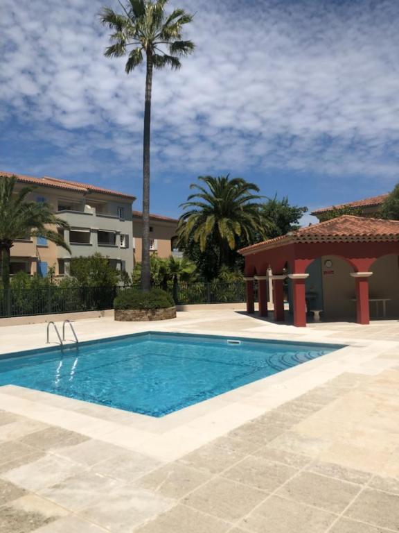 Belle Au Centre De Tropez Avec Piscine Et Garage Apartment *