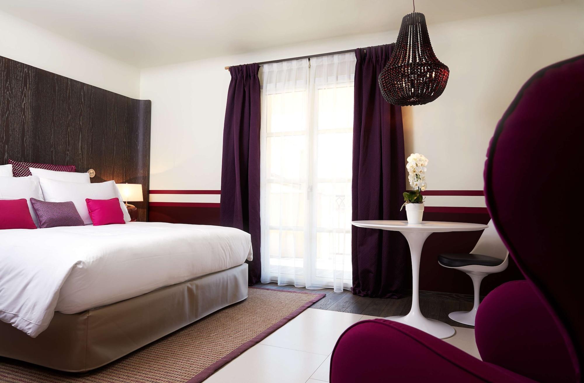 Hotel De Paris 5*