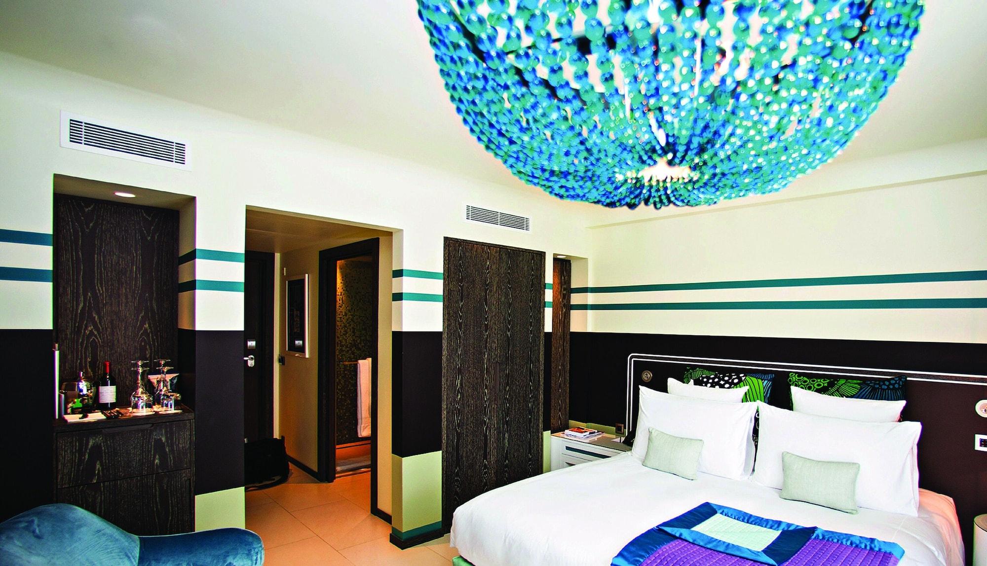 Hotel De Paris 5*