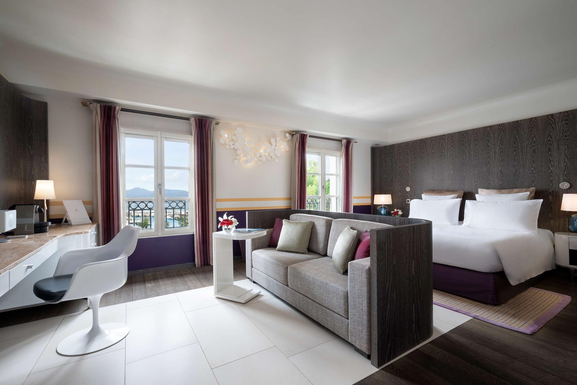 De Paris Saint-Tropez