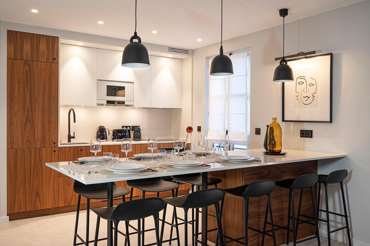 Kersell - De Standing Neuf Place Des Lices Apartment *