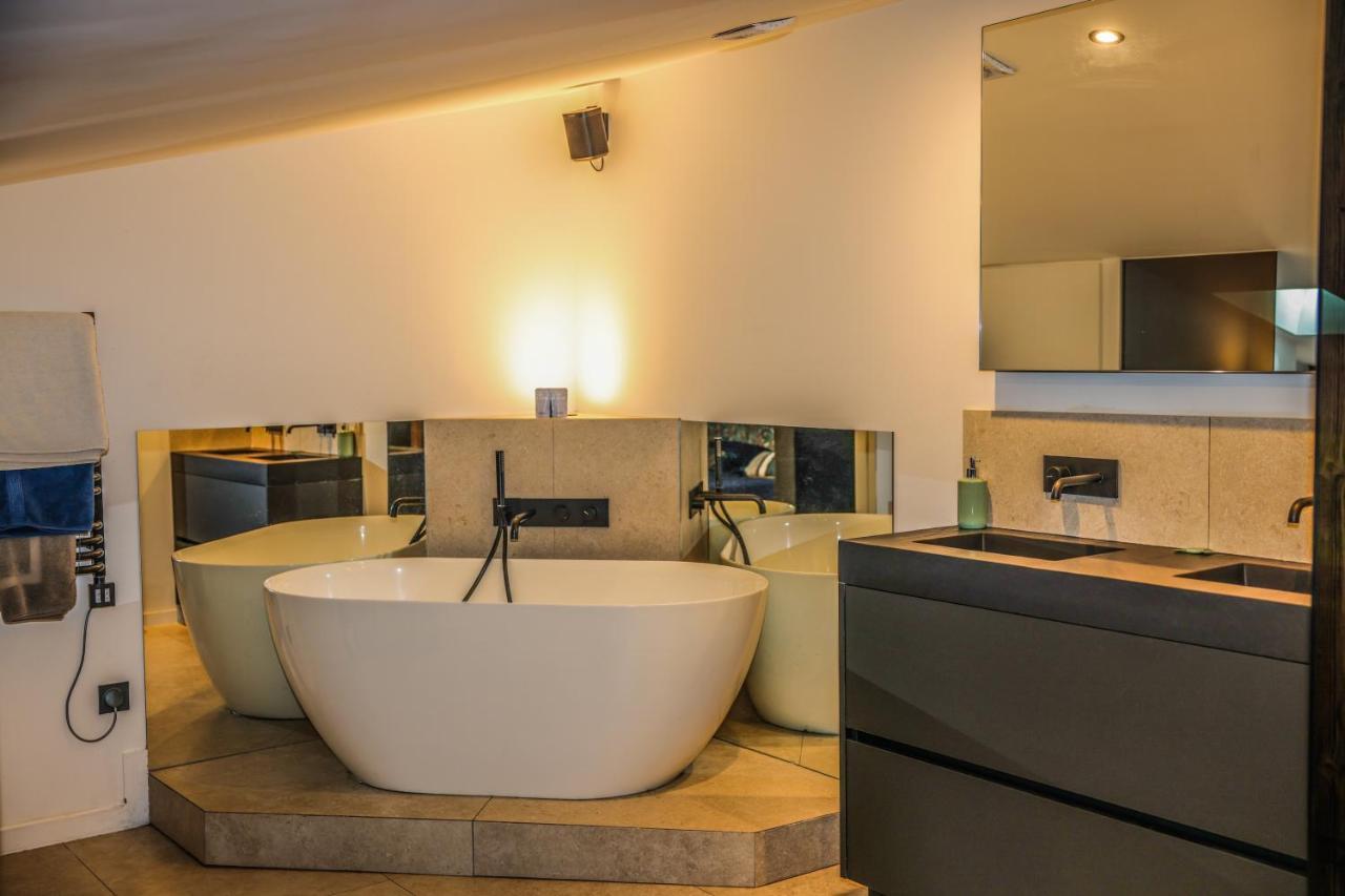Casa Jungle ! Superb Duplex Apartment, Place Des Lices !