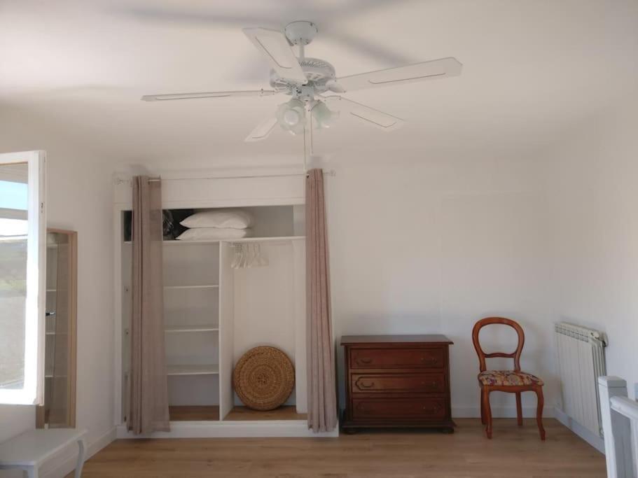 Les Vignes Et La Pinede Pres De La Apartment *