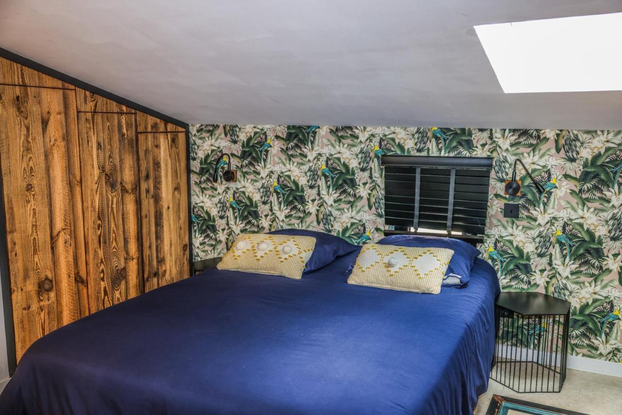 Casa Jungle ! Superb Duplex Apartment, Place Des Lices ! * Saint-Tropez