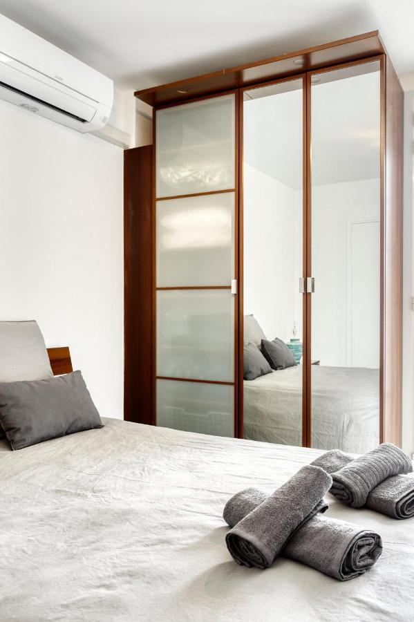 3 With Sea View Terraces In Peace