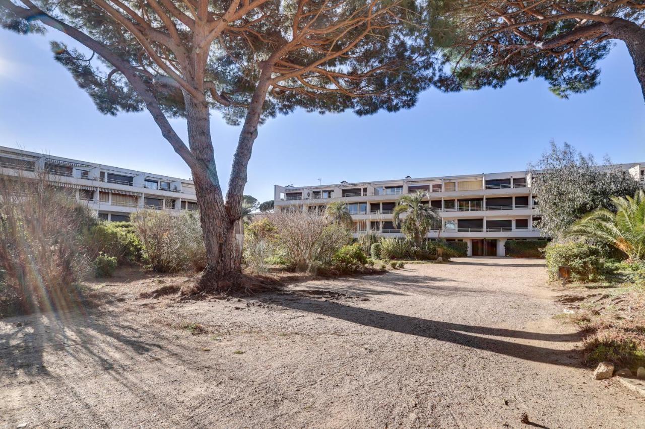 Apartment 3 With Sea View Terraces In Peace *