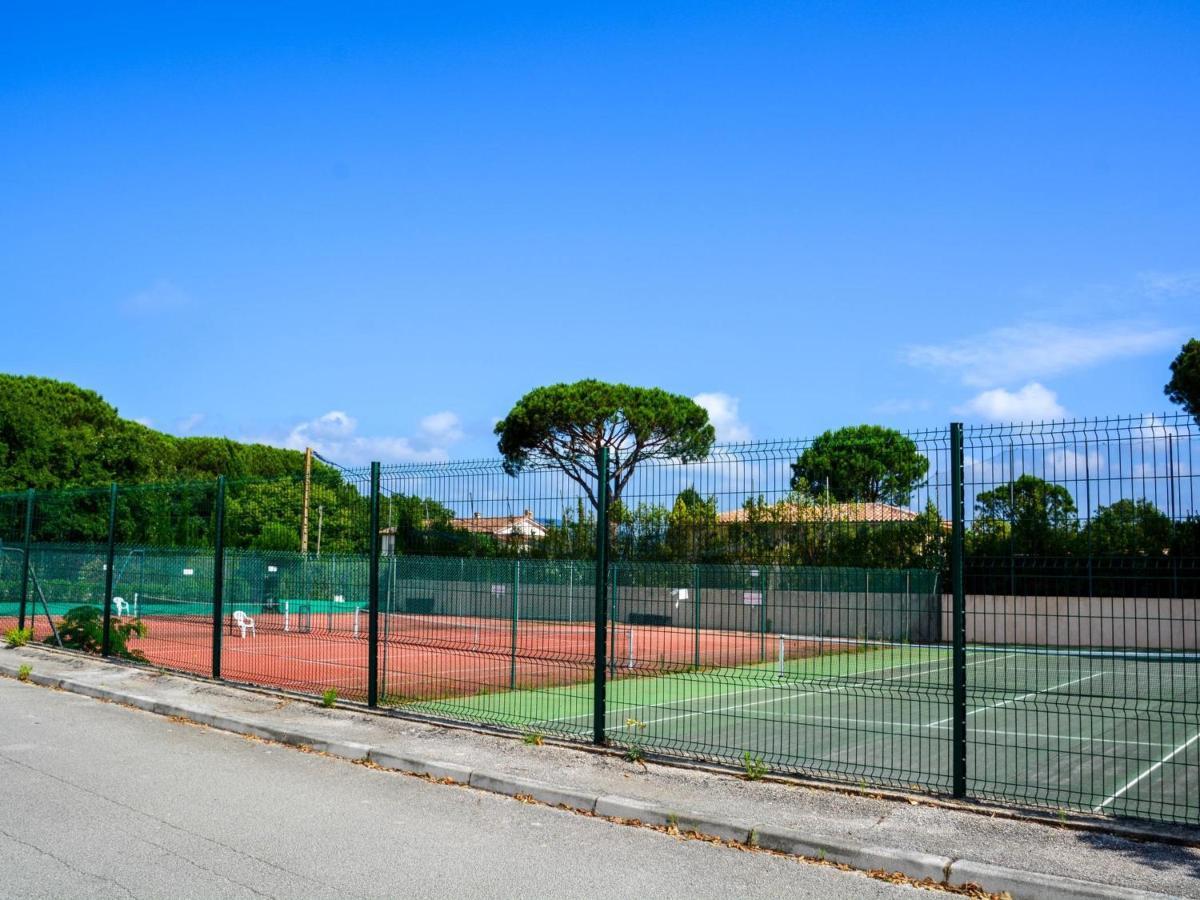 Mazet Avec Climatisation, Proche Plages De - Fr-1-728-10 * Saint-Tropez
