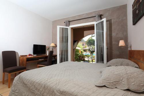La Garbine Hotel