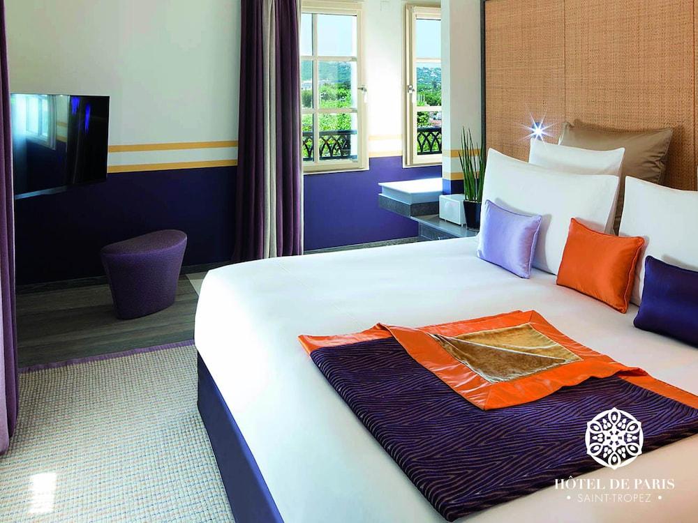 De Paris Hotel 5*
