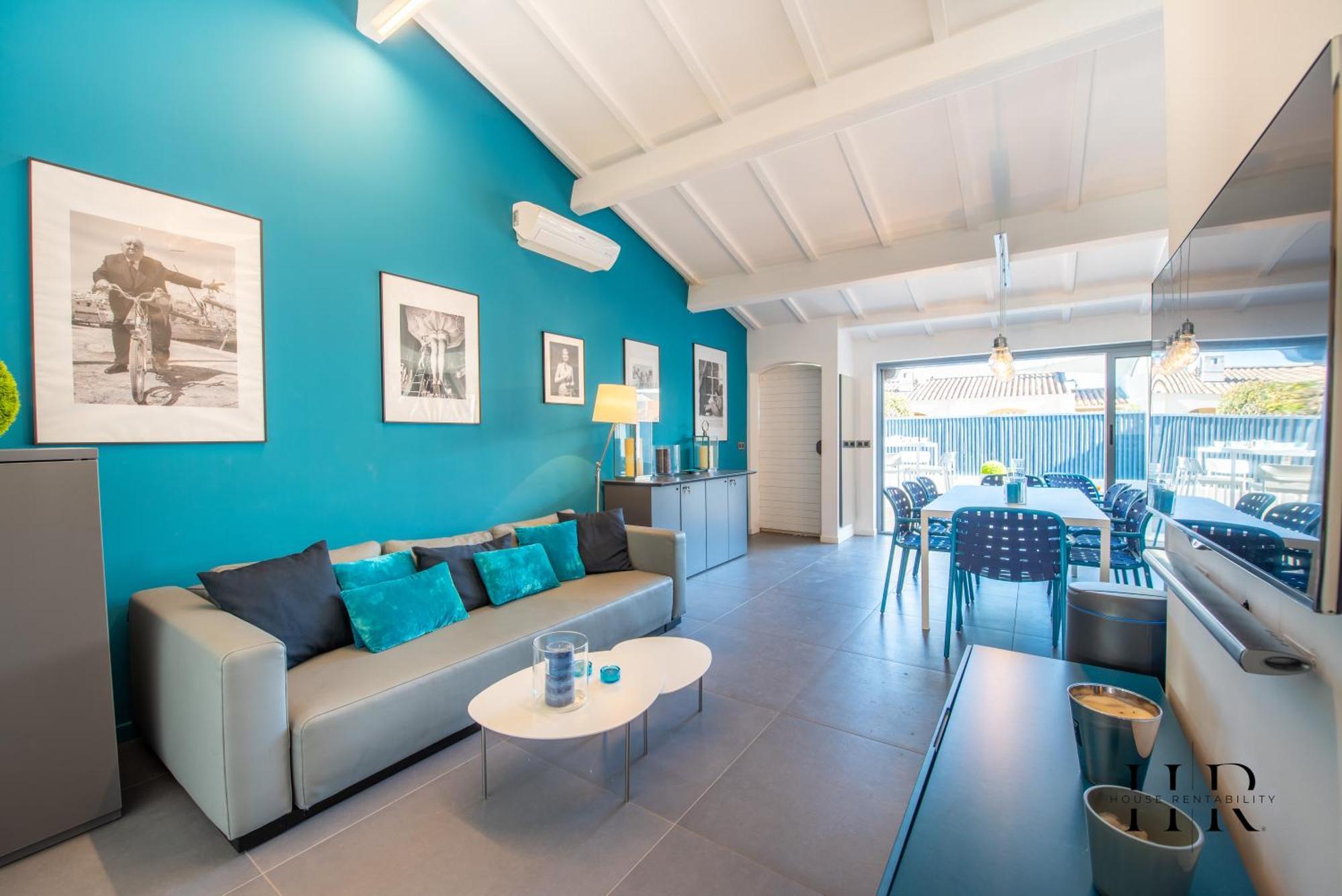 Holiday home Maison Moderne Avec Piscine Et Tennis