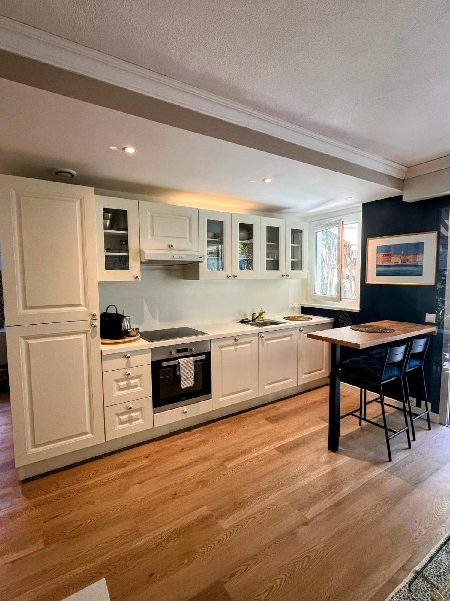 Apartment Superbe Avec Terrasse Jardin Et Parking Prive