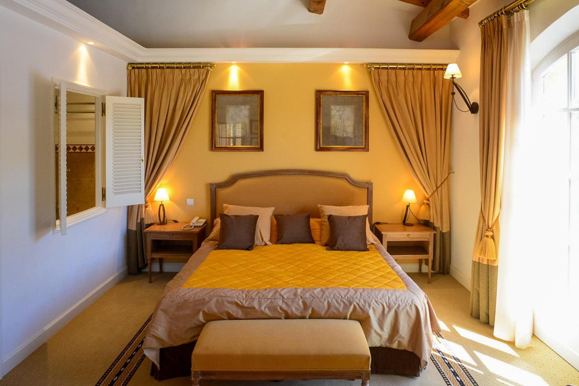 Domaine De L'astragale 5*
