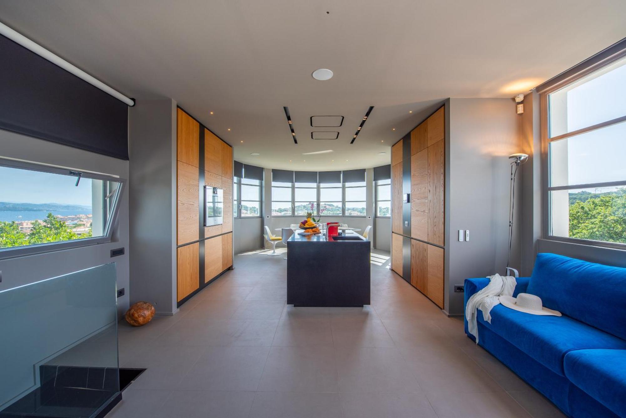 Apartment La Rotonda - Incredible Mediterraneen And St Tropez View 360! Centre 5 Mns
