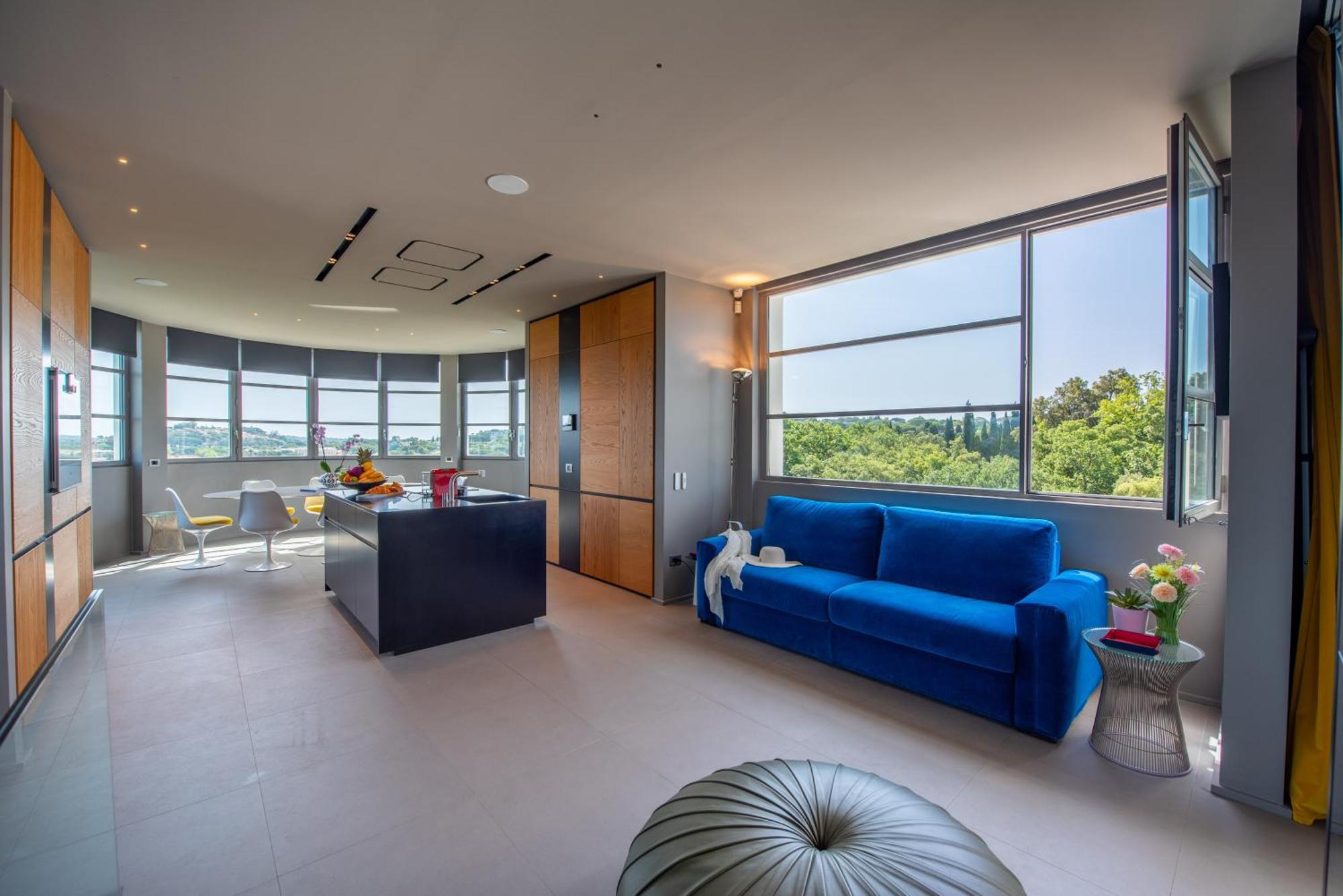 La Rotonda - Incredible Mediterraneen And St Tropez View 360! Centre 5 Mns Apartment *