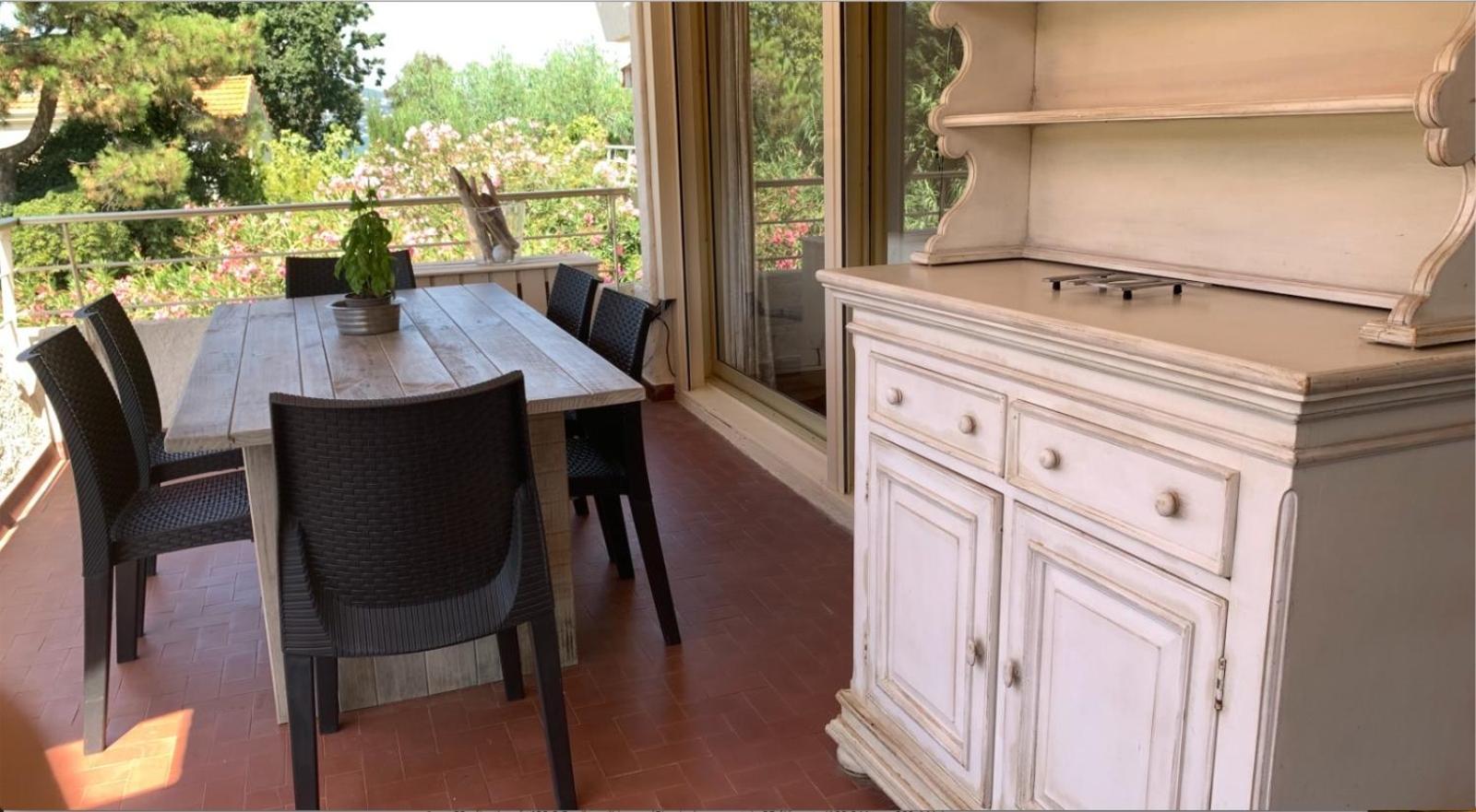 Apartment 4 P Avec Grande Terrasse, Piscine, Parking Dans Tropez Centre Saint-Tropez