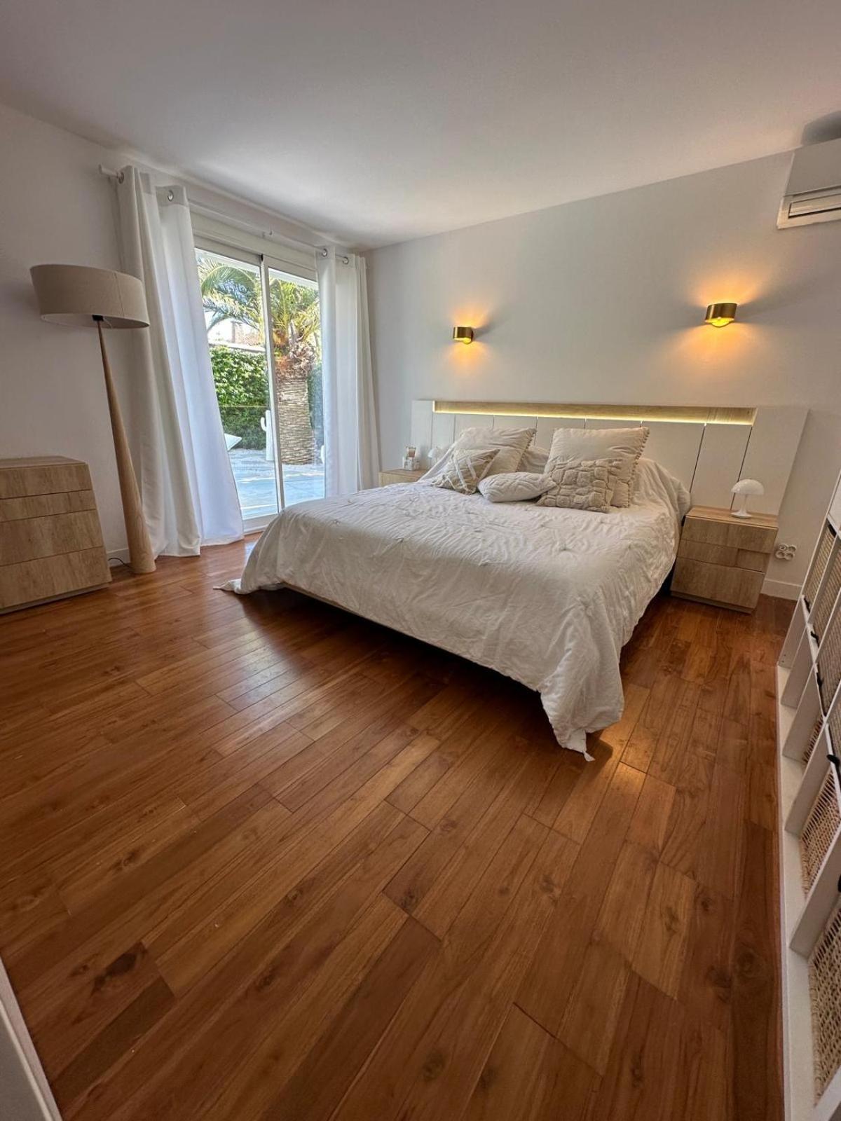 Elemiah Villa *