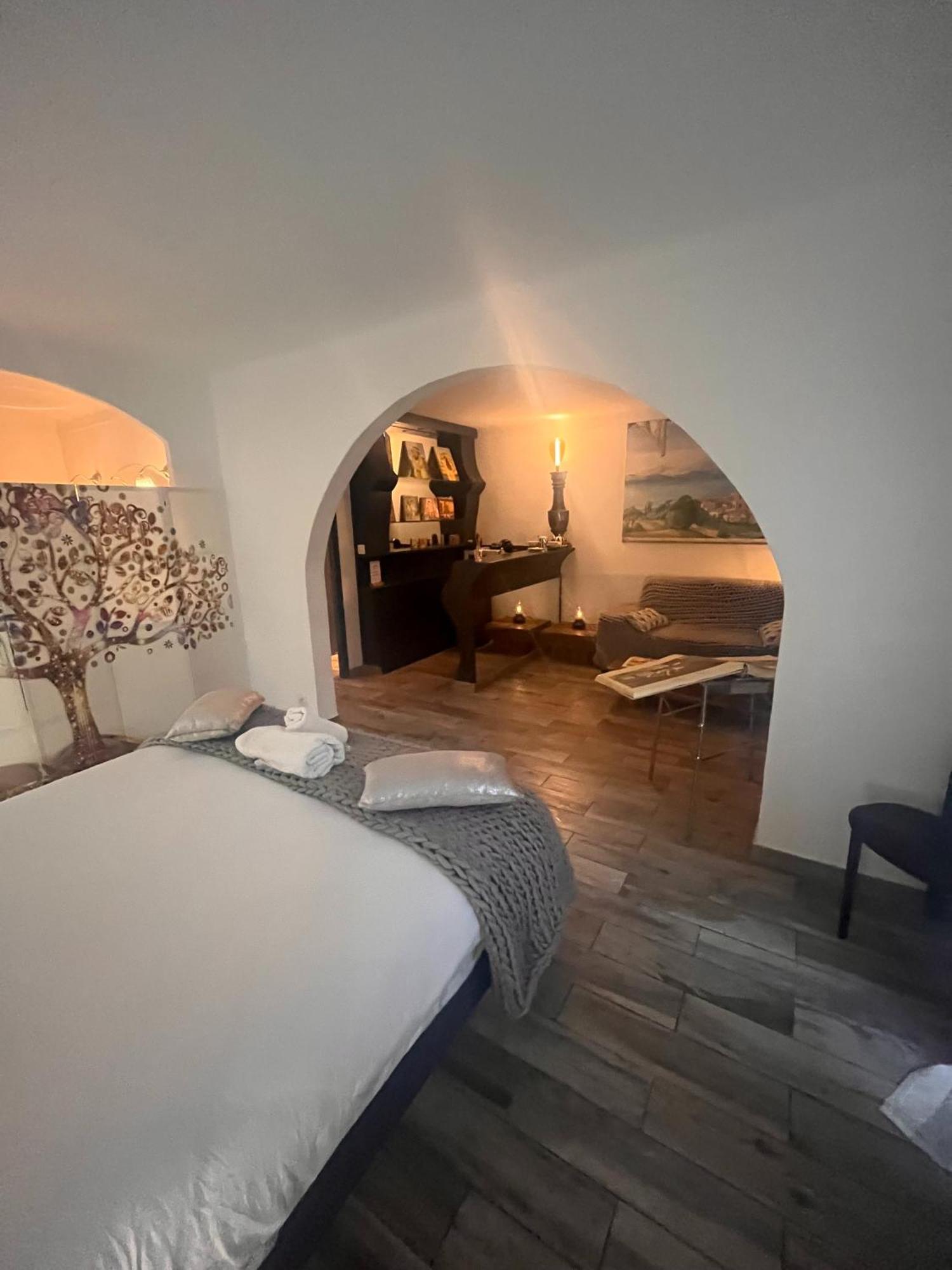 Romana Bed & Breakfast *