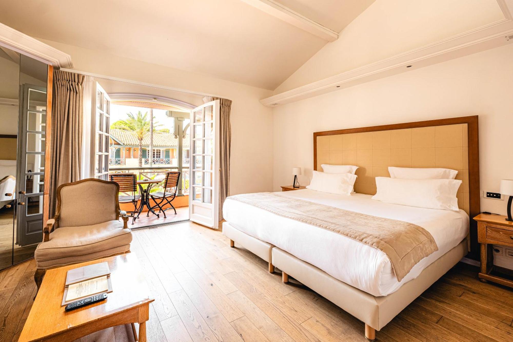Domaine De L'astragale 5*