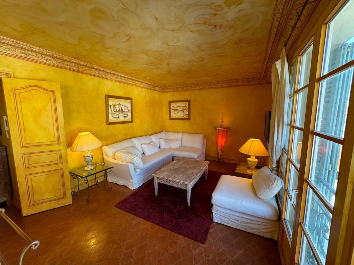 Appartement Place Des Lices,