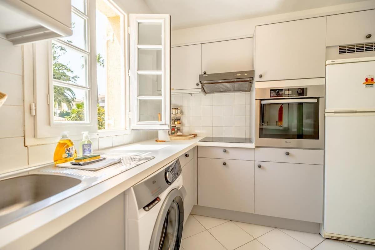 Apartment Le St Anne - Pool & Balcony - Shellter-rentals