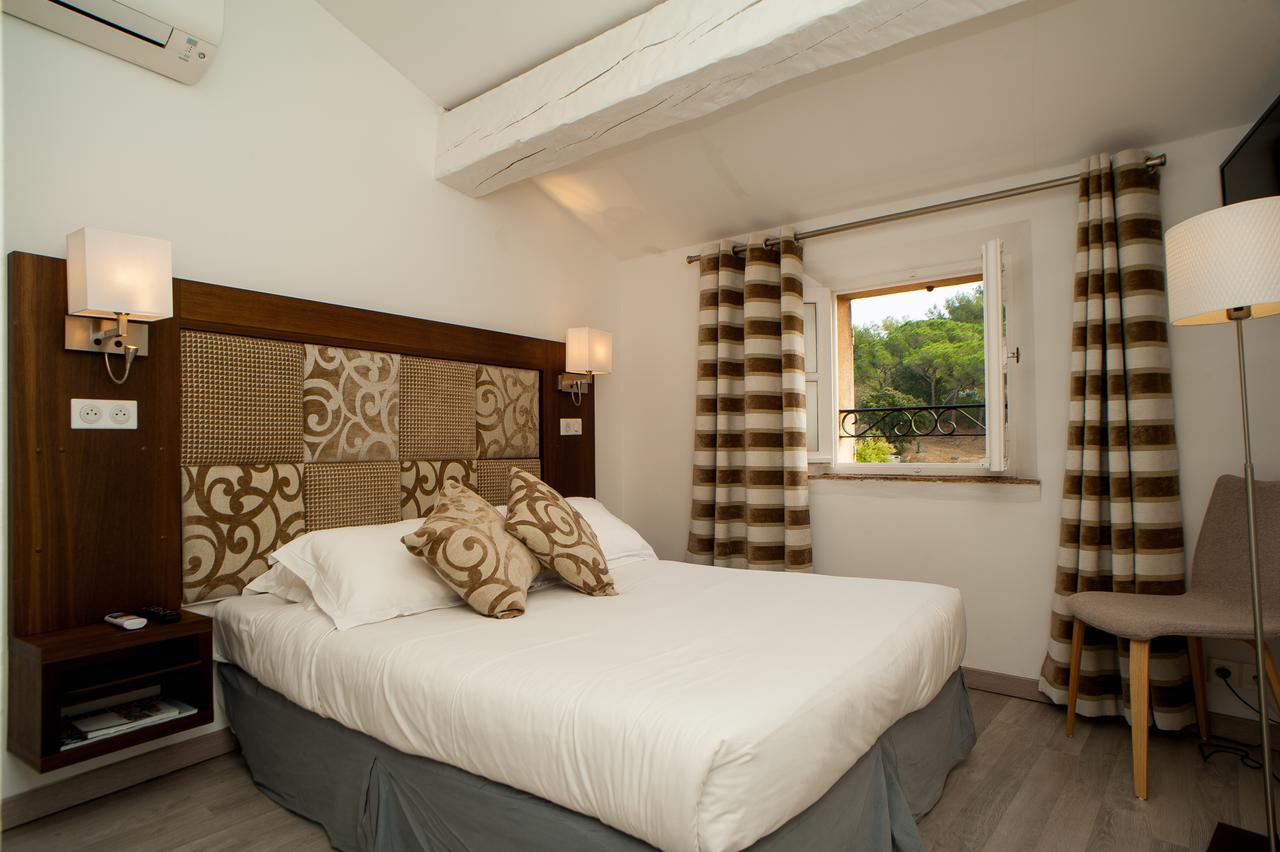 Hotel B