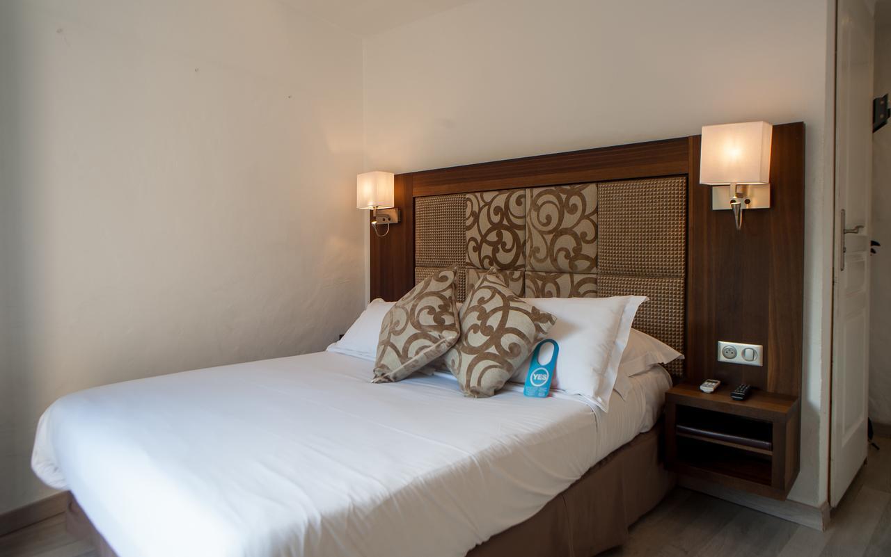 B Hotel