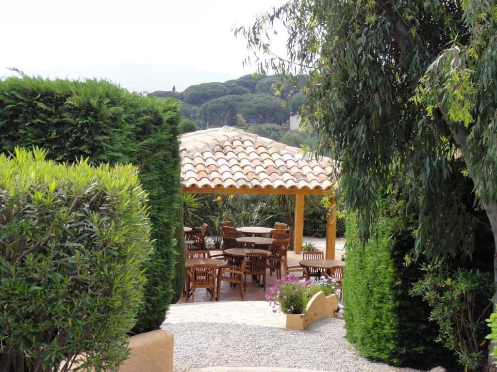 Des Oliviers Hotel 3*