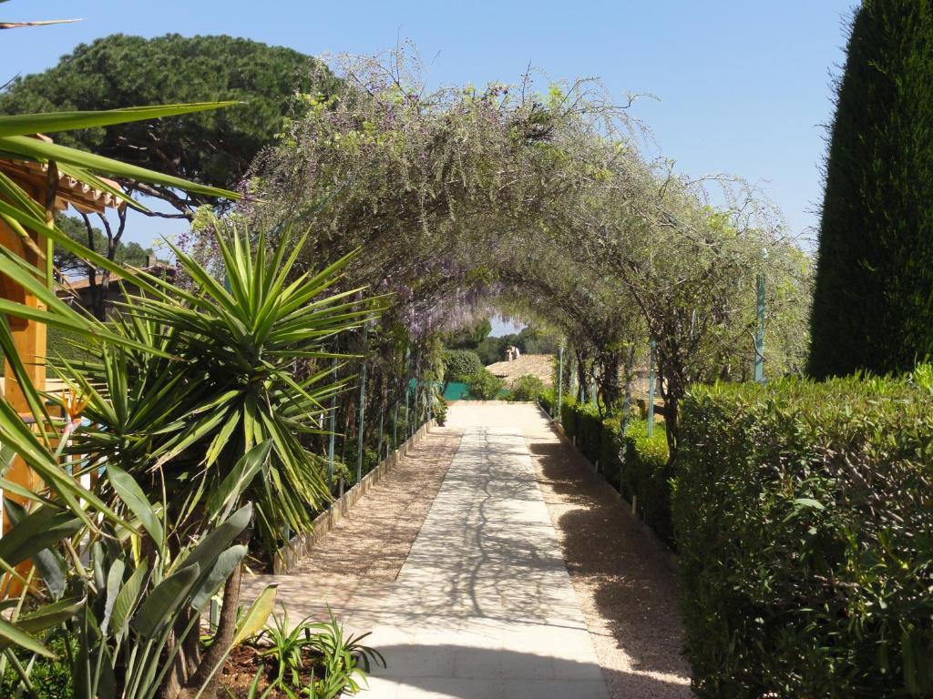 Des Oliviers 3* Sainte-Maxime
