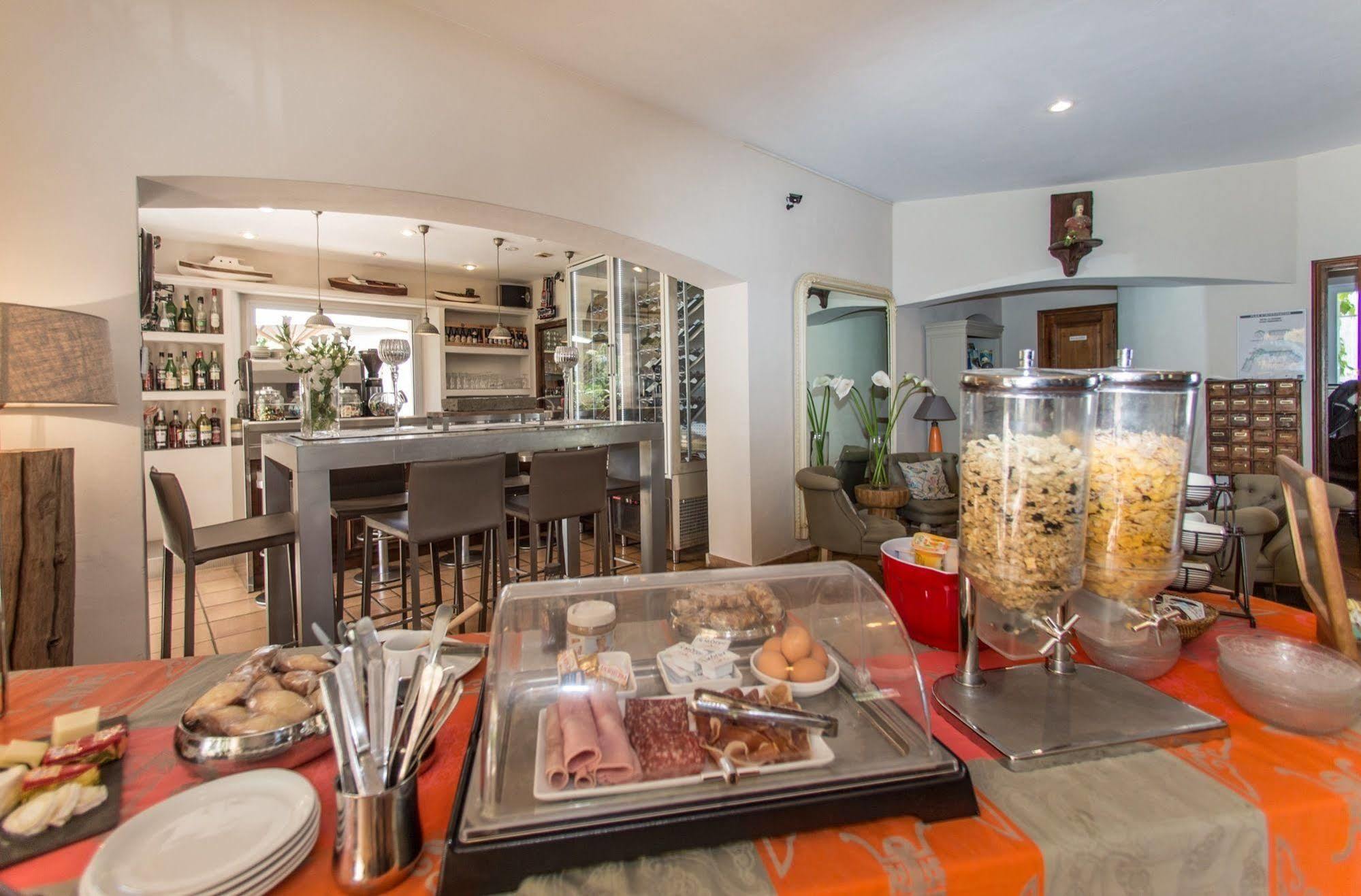 La Garbine Hotel 4*