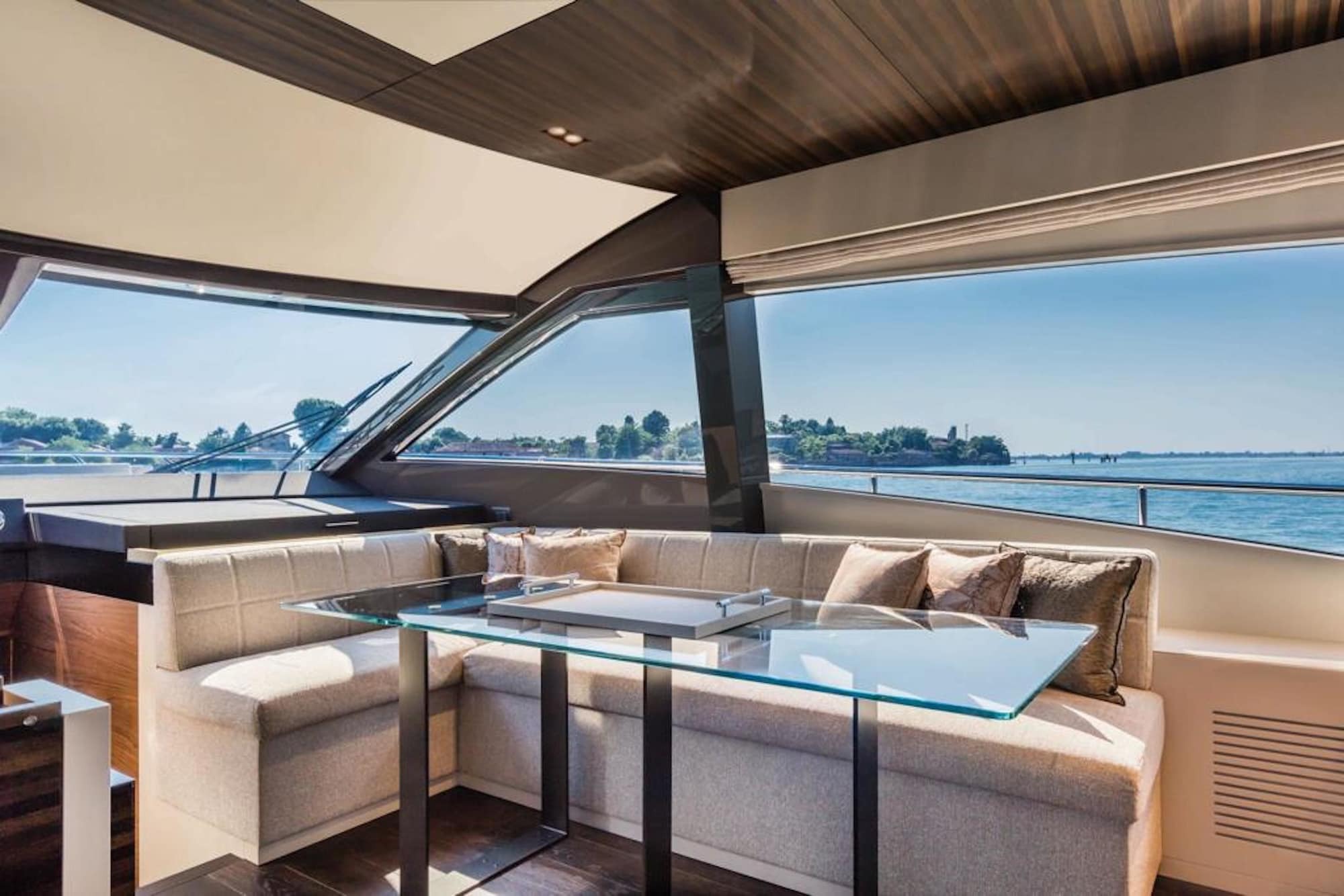 Tropez Luxury Yacht Botel