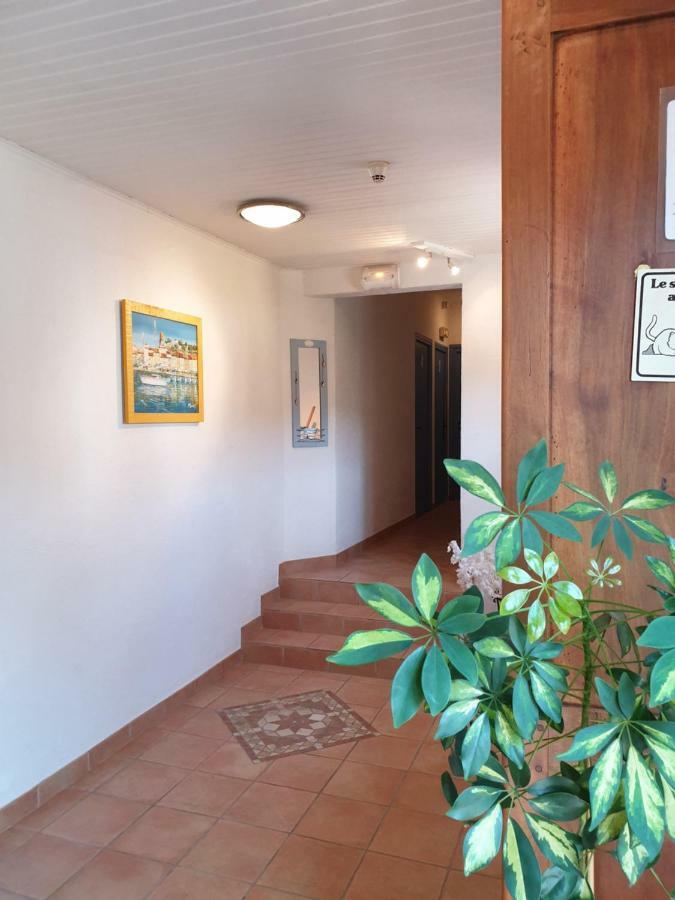 De La Plage Hotel 2*
