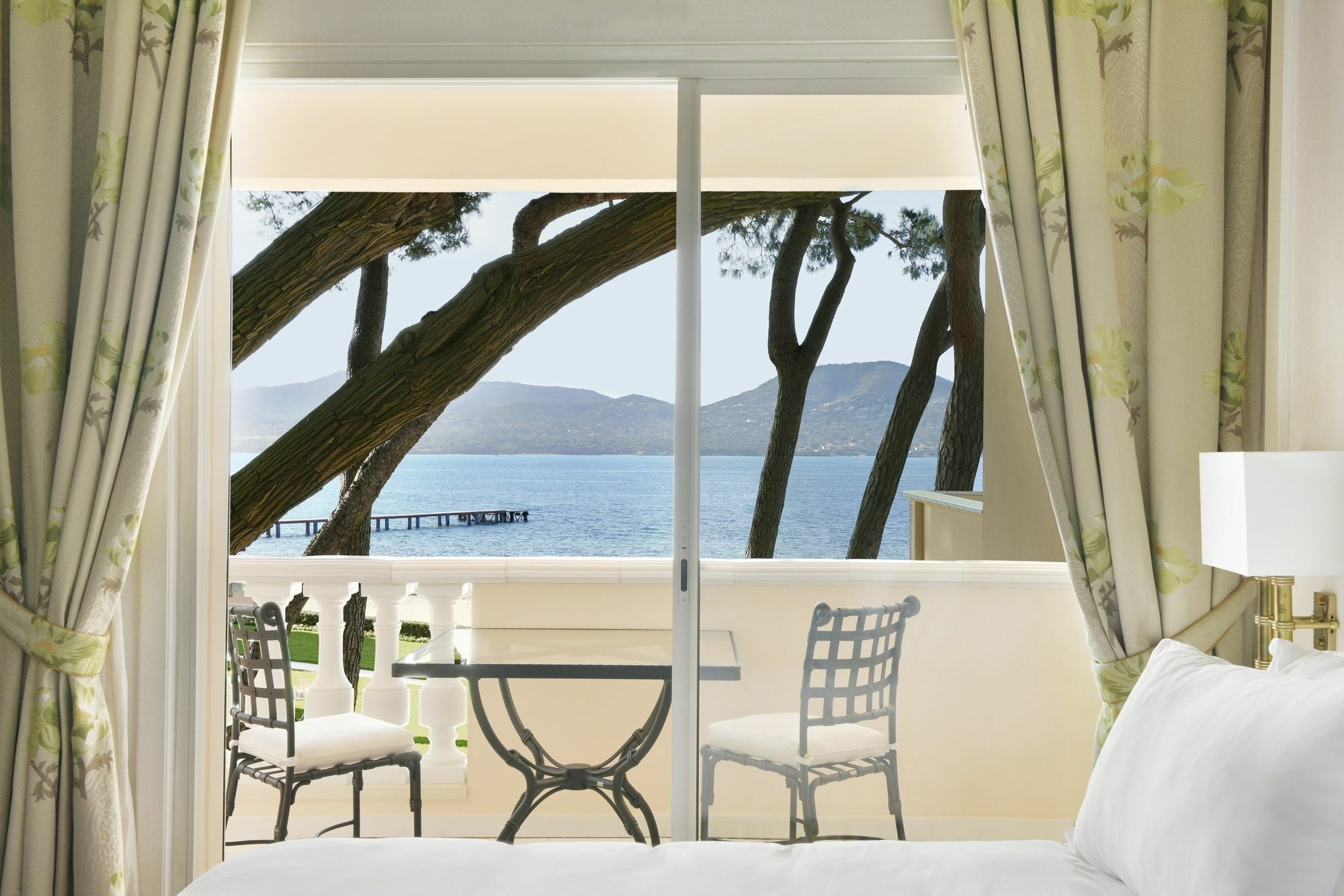 La De La Pinede Hotel 5*