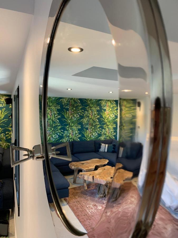 Casa Jungle ! Superb Duplex Apartment, Place Des Lices ! Appartement Saint-Tropez