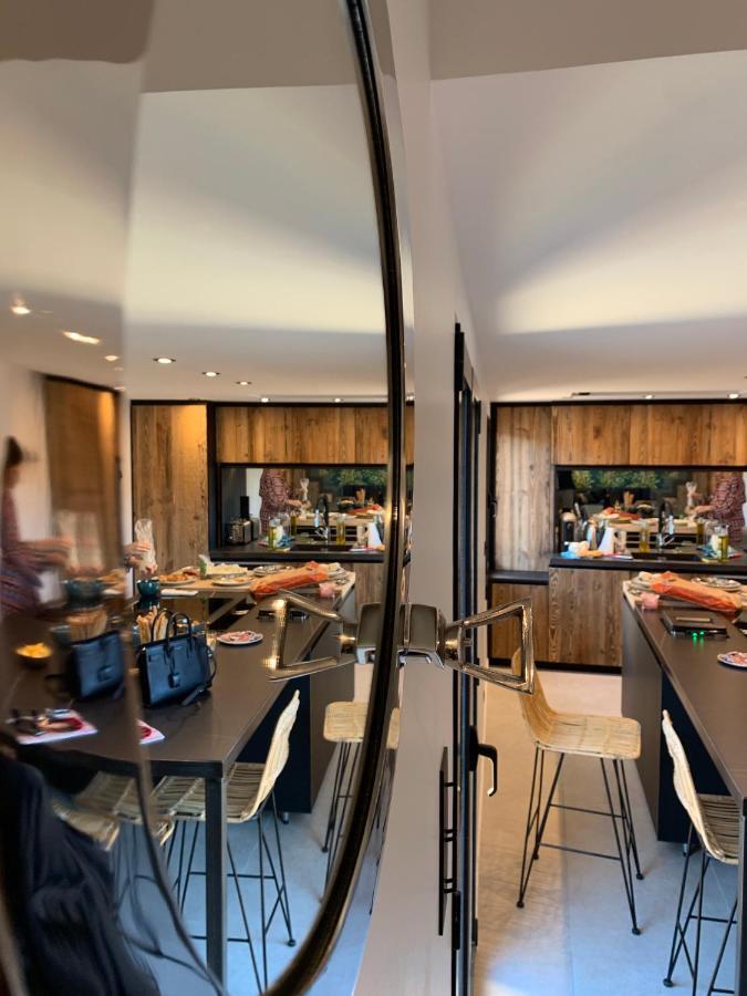 Casa Jungle ! Superb Duplex Apartment, Place Des Lices ! Appartement