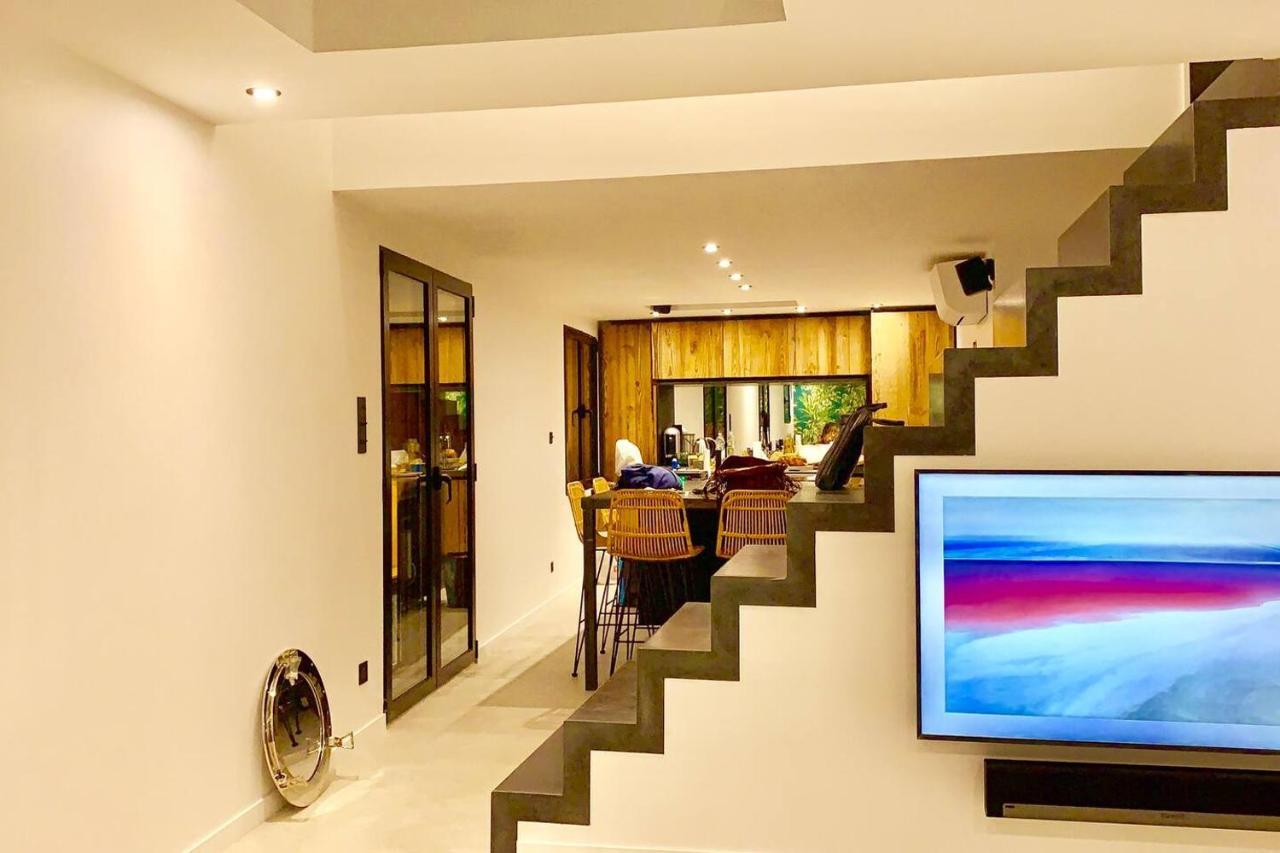 Casa Jungle ! Superb Duplex Apartment, Place Des Lices ! Appartement