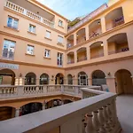 Superb Apartment In The Center Of Saint Tropez