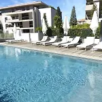 Residence Exclusive Resort