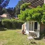 La Glycine Tropezienne