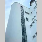 Elegant Studio Et Parking Dans Batiment Historique
