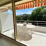 Charming Studio With Pool In Saint Tropez