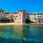 Luxueux Appartement, Centre Historique 50M Du Port Et De La Plage De La Ponche