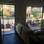 Tropezienne Deluxe Apartment