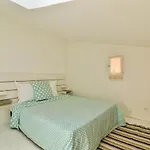 Emerald Beach Apartment