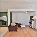 Emerald Beach Apartment