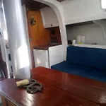 Bateau en ville