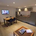 Jolie Appartement Avec Veranda Proche De La Place Des Lices